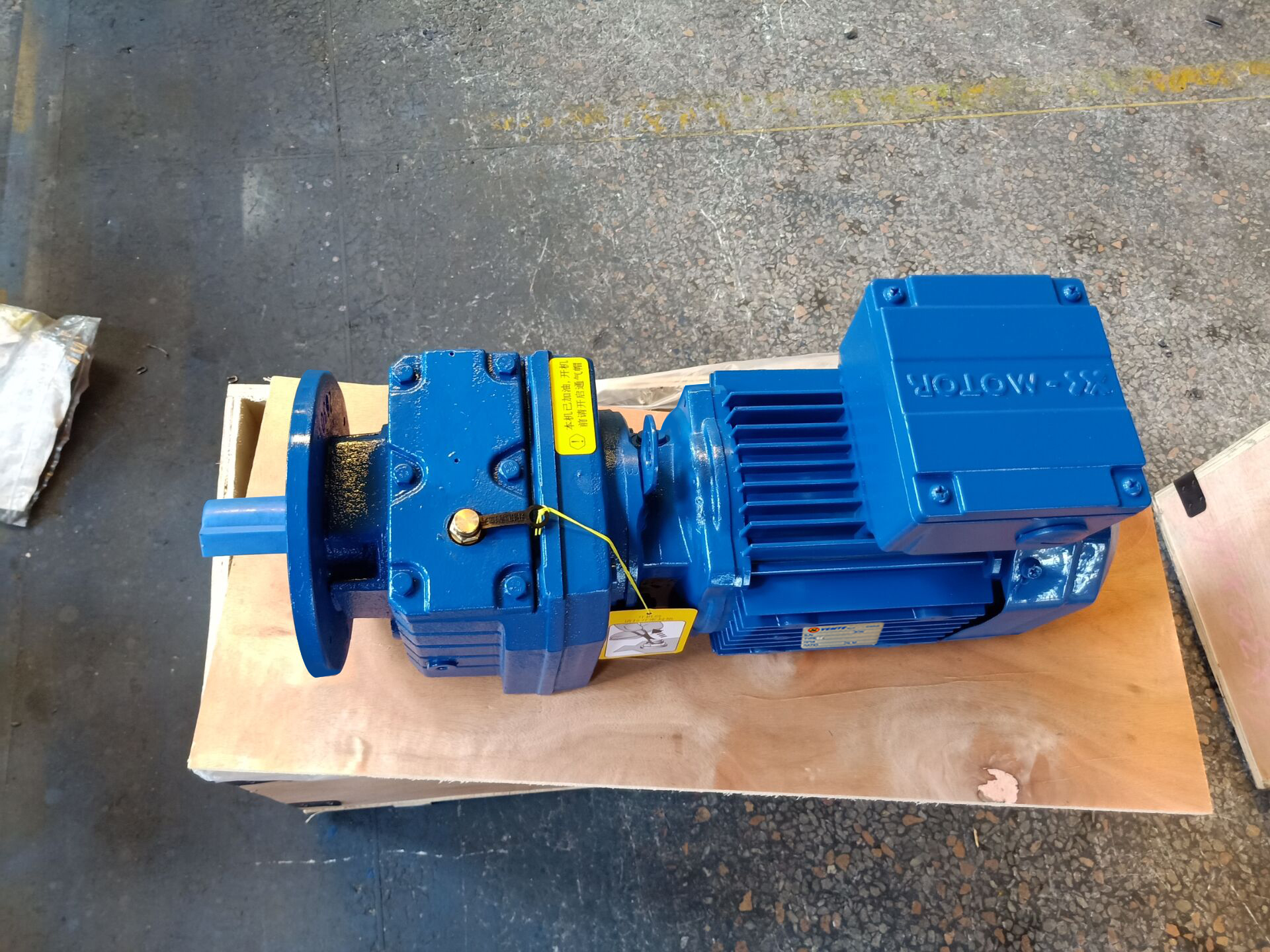 R37減速電機(jī) R37減速電機(jī)