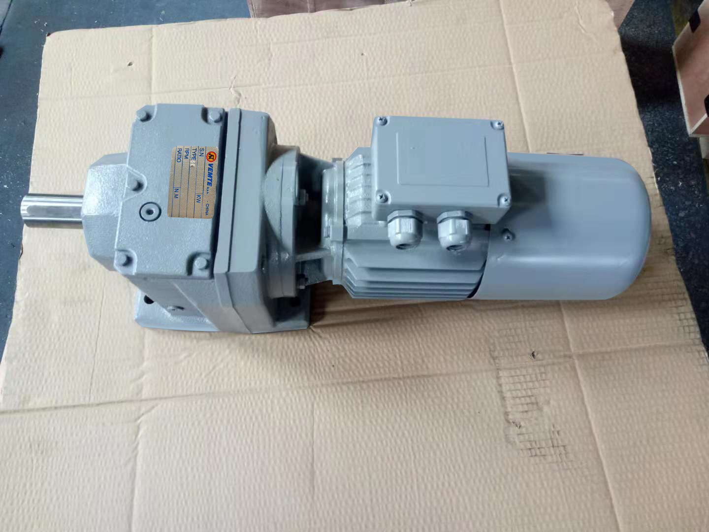 R167減速機(jī) R167減速機(jī)