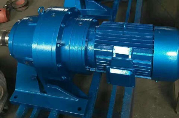 擺線針輪減速機 (1) 擺線針輪減速機 (1)