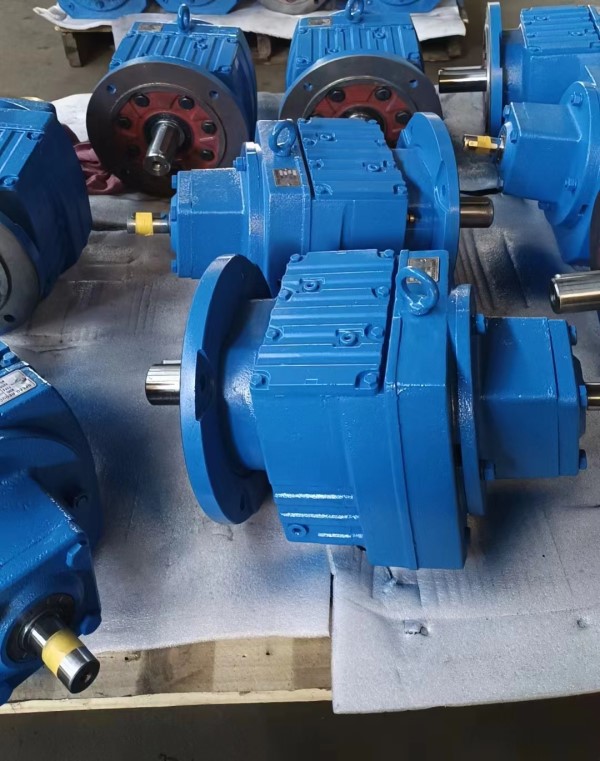 r系列減速機 r系列減速機