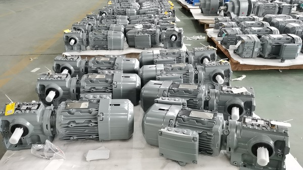 SAF77減速機(jī) SAF77減速機(jī)