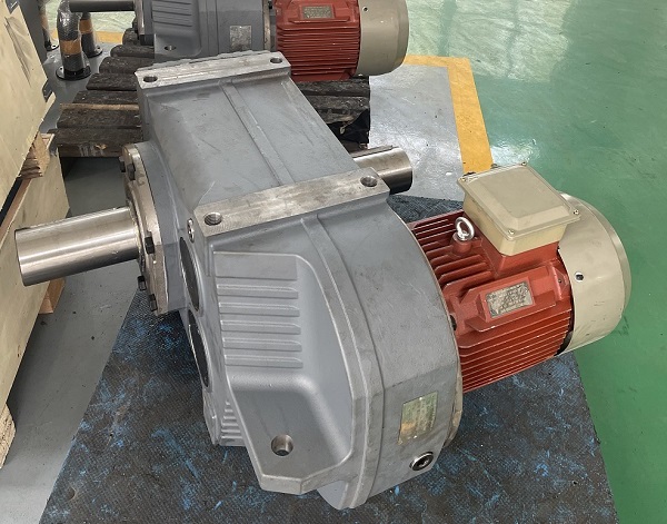 FF87減速機(jī) FF87減速機(jī)