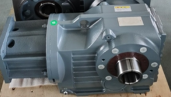 KA157減速電機(jī) KA157減速電機(jī)