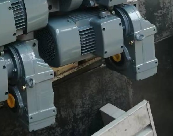 FAF37減速電機(jī) FAF37減速電機(jī)