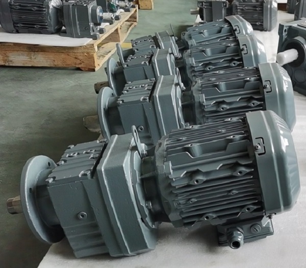 RX107減速電機(jī) RX107減速電機(jī)