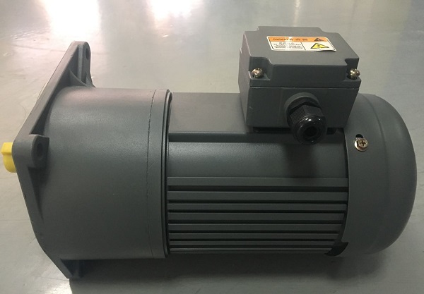 滾針竄角機(jī)減速機(jī),GH32減速機(jī),CH32-400W-30S減速電機(jī) 滾針竄角機(jī)減速機(jī),GH32減速機(jī),CH32-400W-30S減速電機(jī)