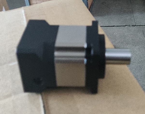 玻璃精磨機(jī)減速機(jī),120行星減速器,PLF120減速電機(jī) 玻璃精磨機(jī)減速機(jī),120行星減速器,PLF120減速電機(jī)