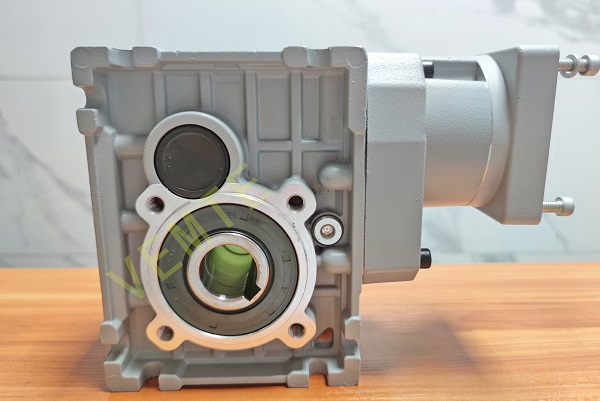 SKM雙曲面齒輪減速機 SKM雙曲面齒輪減速機